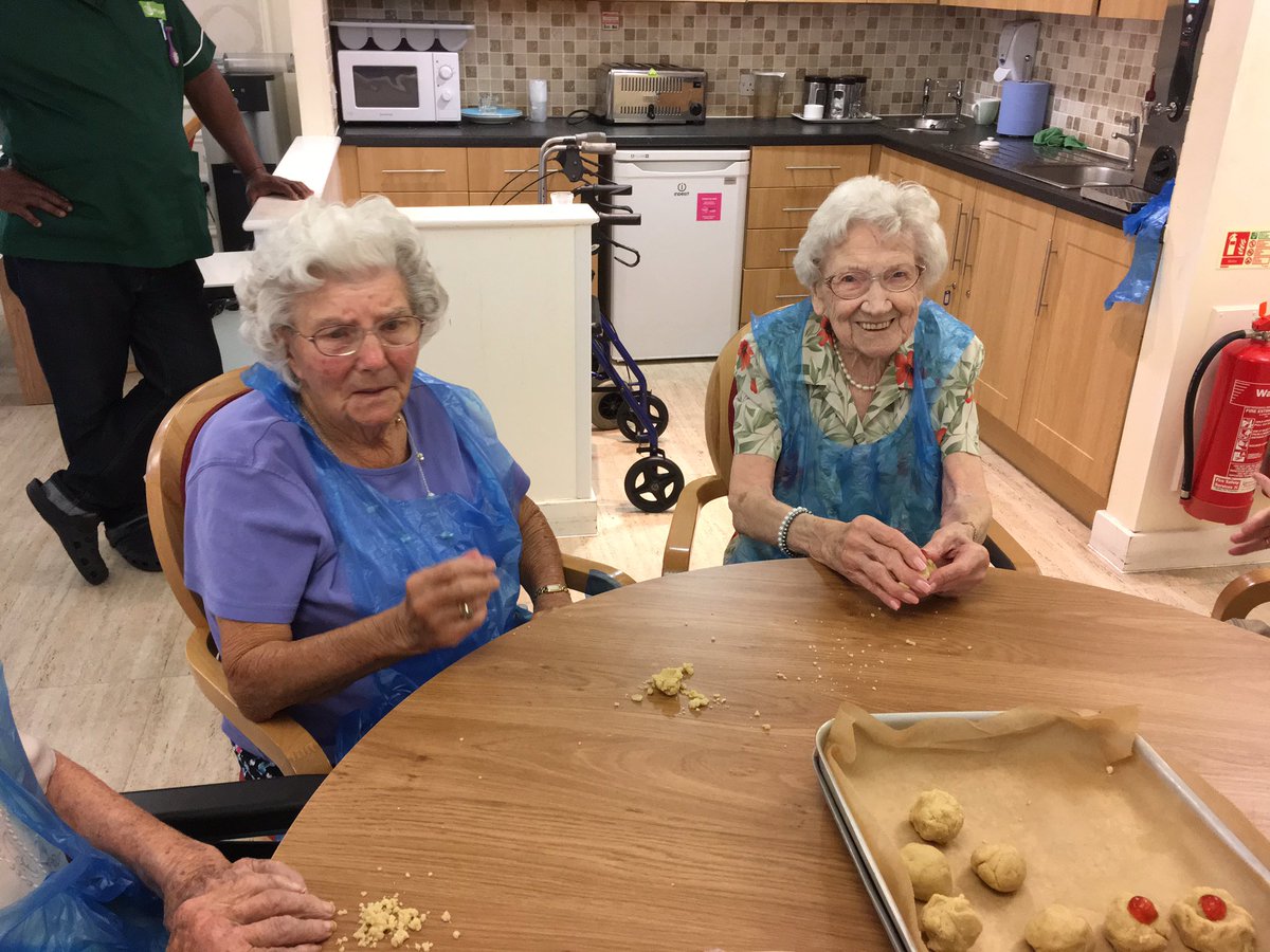 FoxbridgeHouse's tweet image. Spoiling our lunch in the best possible way! #cherrybuns #teatime #culinariansday #welovecheftrudie @careuk @FoxbridgeHouse @carehome_co_uk