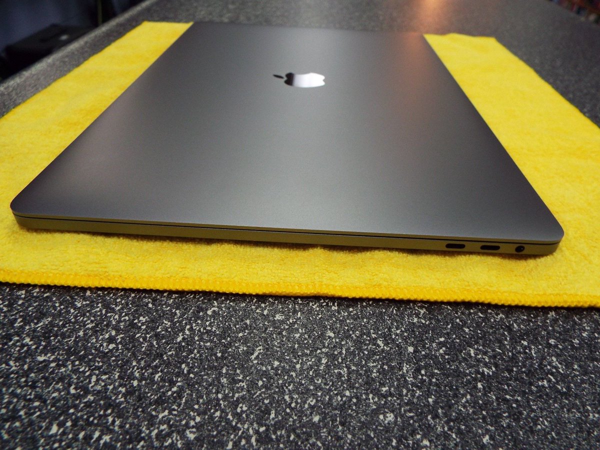 718ft's tweet image. MACBOOK 2016 i7 GIVEAWAY!

To Enter:(i'll check)
-Follow @718ft 
-Turn ON Notifications 
-RT &amp;amp; LIKE THIS 
-Show Proof!

GOODLUCK TO YOU !❤️🍀