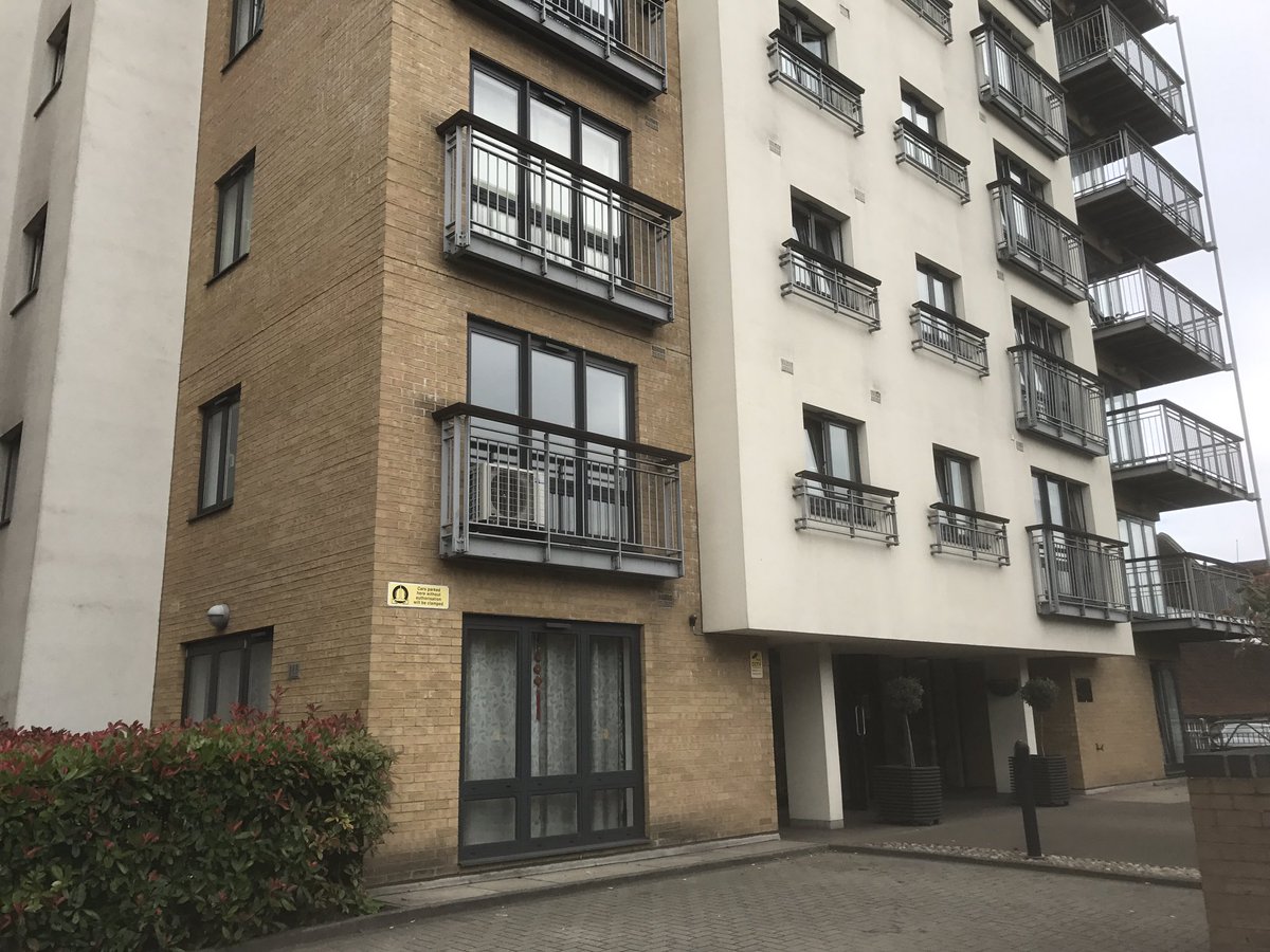 StanfordGrey's tweet photo. **JUST LET** #CentralCroydon #SkylineCourt #LuxuryApartment #HappyLandlord #ProfessionalTenants #SimilarPropertiesRequired #Call 02034110586 https://t.co/4lY9u7VYyg