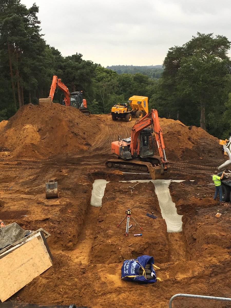 SearchfieldHome's tweet photo. Groundworks are underway in Moor Park, Farnham. We're building a fabulous 8,000 sq ft luxury #home with stunning view over the #Surreyhills. https://t.co/vAY10BYlq2