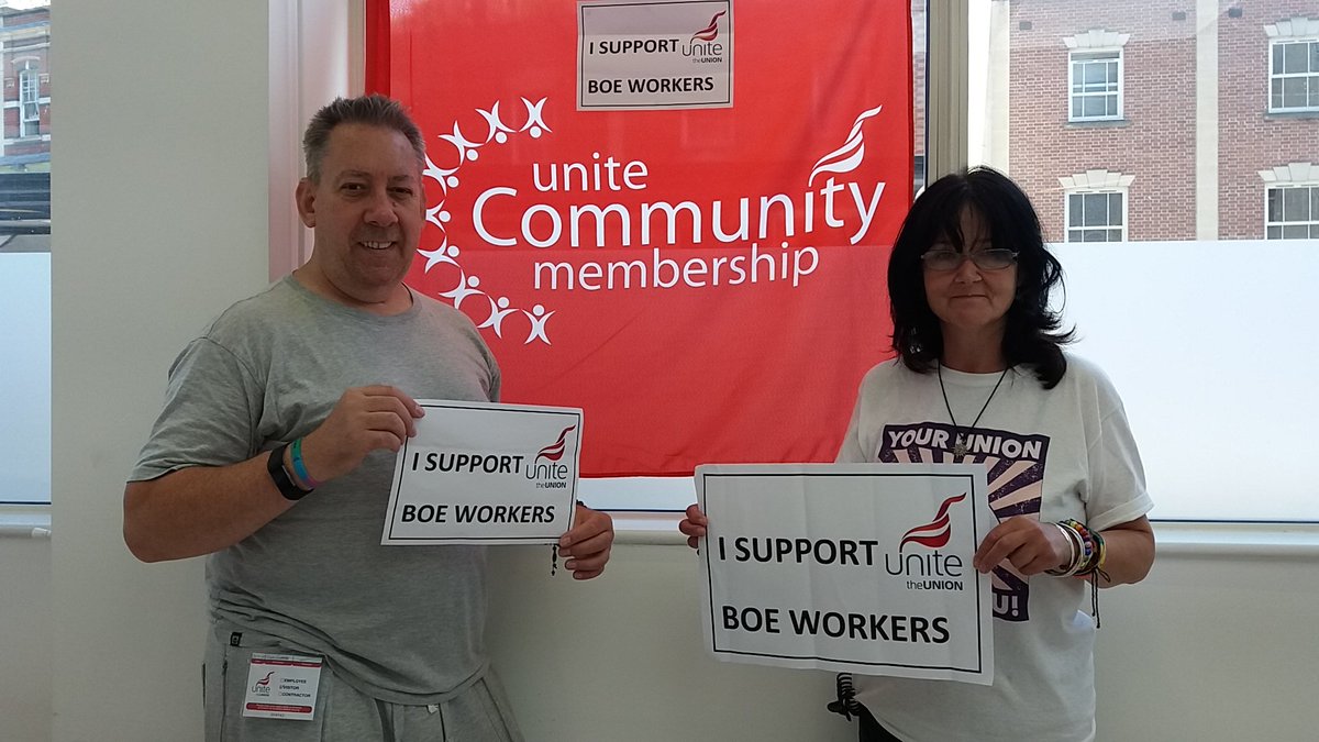 community001500's tweet photo. BOE faces 1st strike in 5 decades over pay dispute
We call upon the Bank to lead by example &amp; not cut workforce
Starts 31st July
#bankstrike https://t.co/OvgVlOLT8V