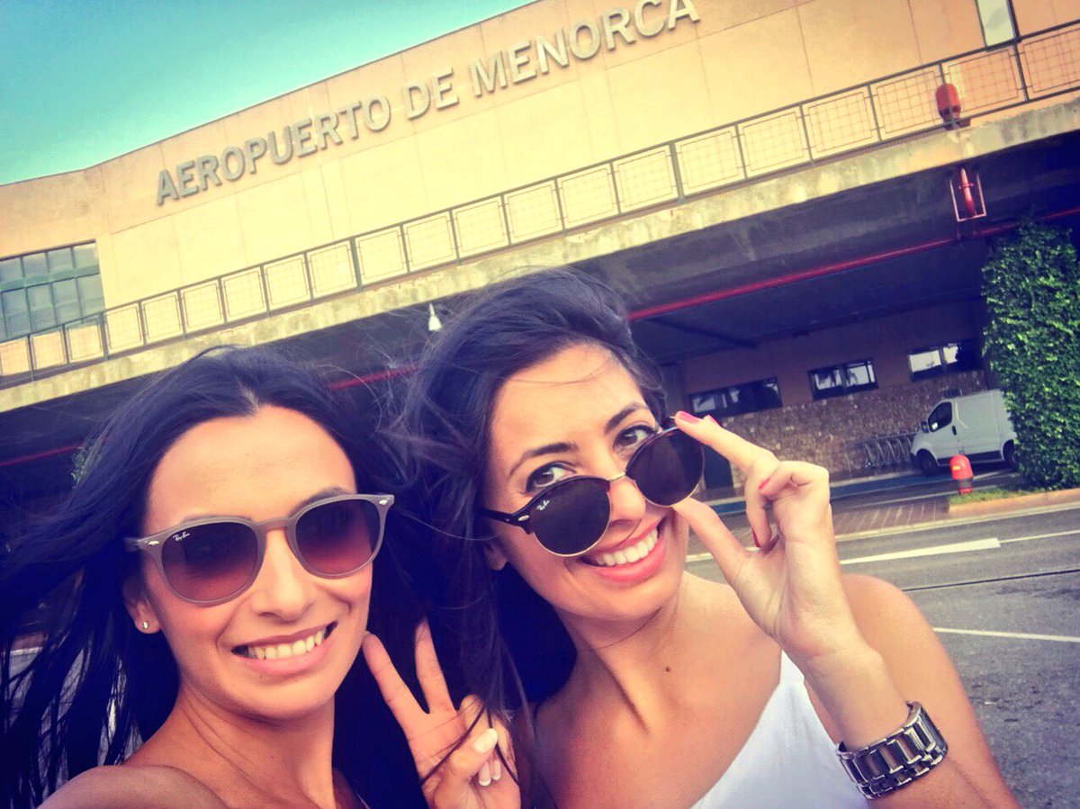 Noemifdez85's tweet photo. Al fin 😎😎Teníamos muchas ganas de ti...🏝😜 #menorqueando #summer17 https://t.co/f15j8AfvJe