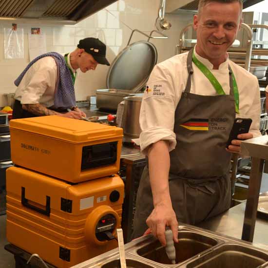 Gastronomiewelt's tweet image. Rieber im Deutschen Pavillon auf der EXPO 2017 in Astana
goo.gl/EsN152  #Reber #MOBILECHECK #HACCP #EXPO2017
Foto Angerer&amp;amp;Obermayr