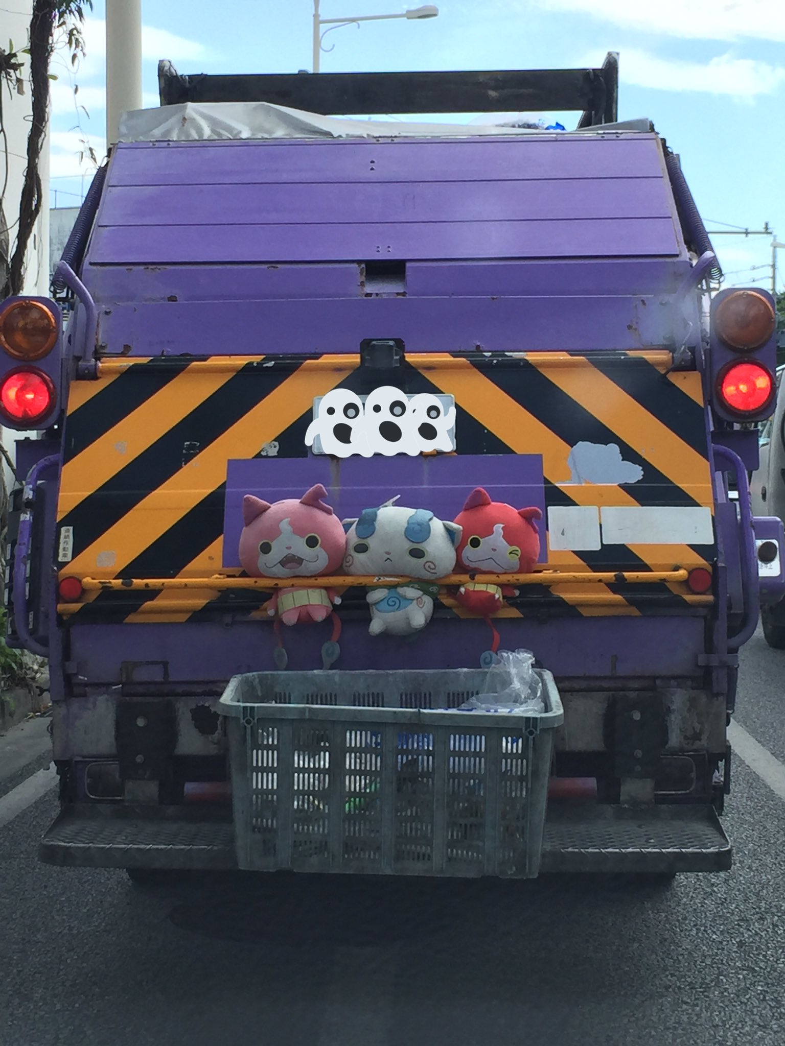 טוויטר 不惑mark46 真 女神転生v L77 בטוויטר 前のごみ収集車 トイストーリー3思い出したわ 妖怪ウォッチ ジバニャン トイストーリー T Co 86fcluwttn