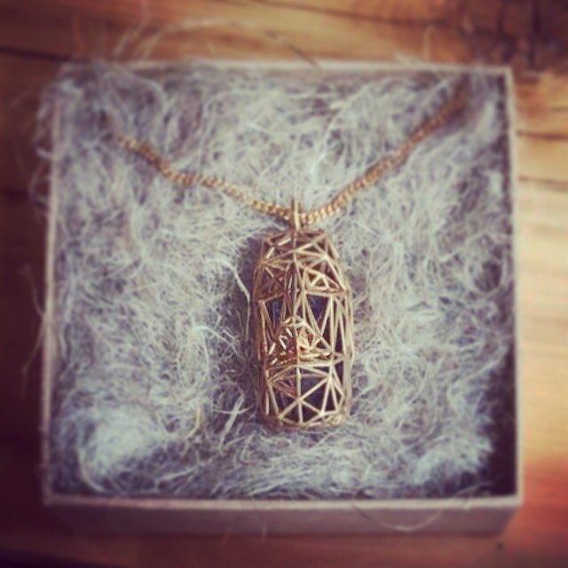CanapaUk's tweet photo. Our Moai Head - in eco friendly boxes on a bed of UK Hemp fibre - have SOLD OUT! More designs incoming #Sacredgeomtry #Meditate #Higherself https://t.co/dx1NSBkGiN