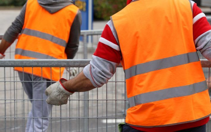 Viwanda_de's tweet photo. Do you have the right equipment? 5 things to keep in mind https://t.co/7Xzd2ipBFM Many thanks to @BizMattersmag  #safety .Please retweet. https://t.co/lnaxs68Qou