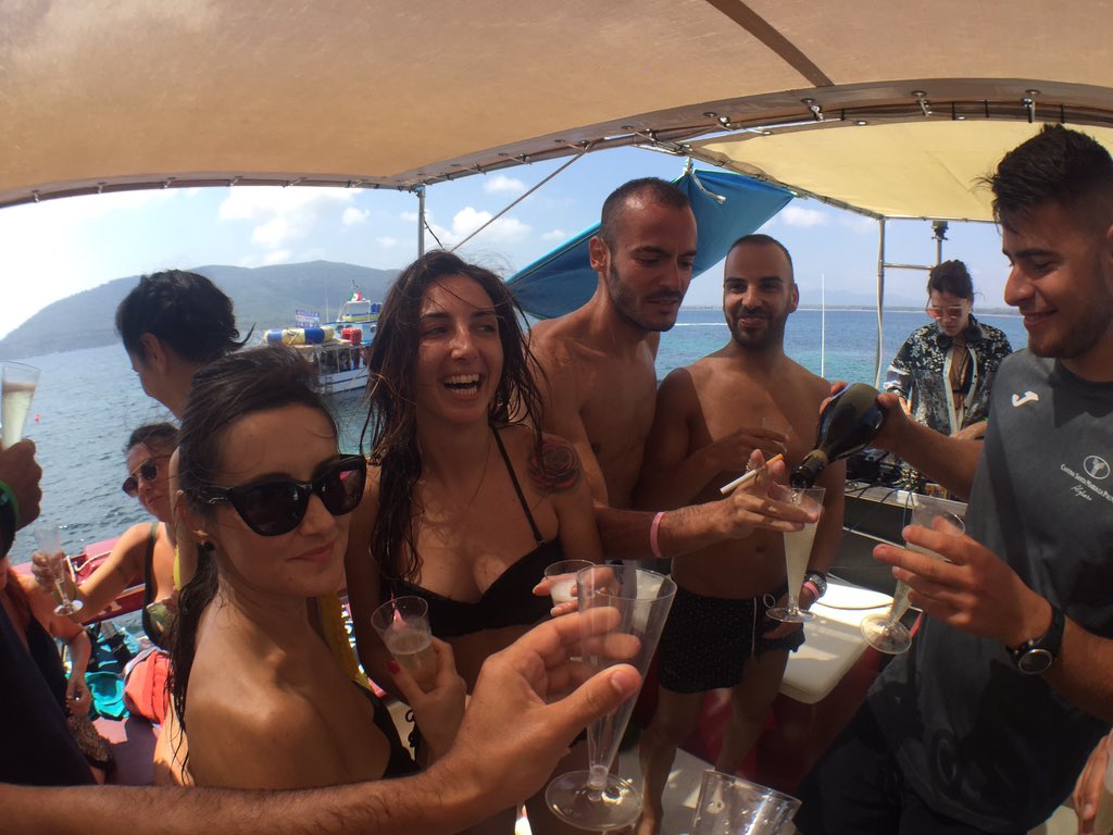 CantinaSMLP's tweet photo. Moments of our #EmersionParty in #Alghero during #AkentaDay! https://t.co/uJYDZMdg8D