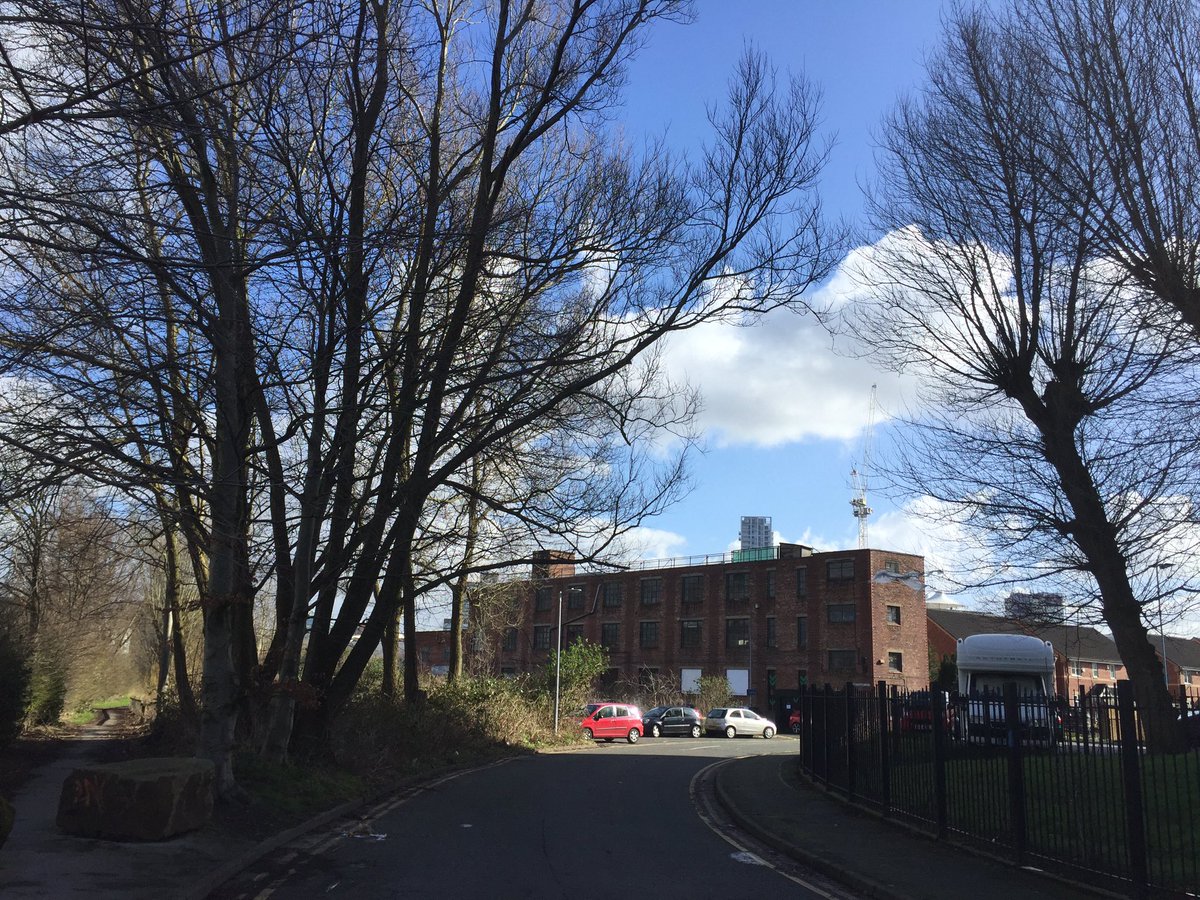 ParadiseWrks's tweet photo. Our last studio is now taken. Looking forward to a productive summer in #ParadiseWorks #artiststudios #salford #manchester https://t.co/SpRAOQvVK2