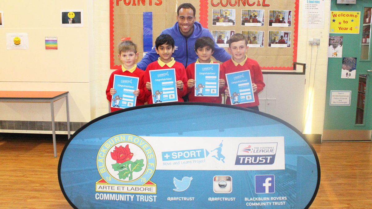 Rovers's tweet photo. The @KinderSportUK #MoveAndLearnProject has been nominated for the ‘Education Initiative Award’ at @Foodanddrinkfed 
https://t.co/4NacO4jr48 https://t.co/Ck6fXMbFQT