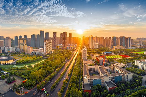 GoGlobal_Jobs's tweet photo. We are actively recruiting an AP English Lang. &amp; Comp. teacher for the 2017/18 academic year in Hefei, China | apply@goglobaljobs.com https://t.co/iuQboZAtXr
