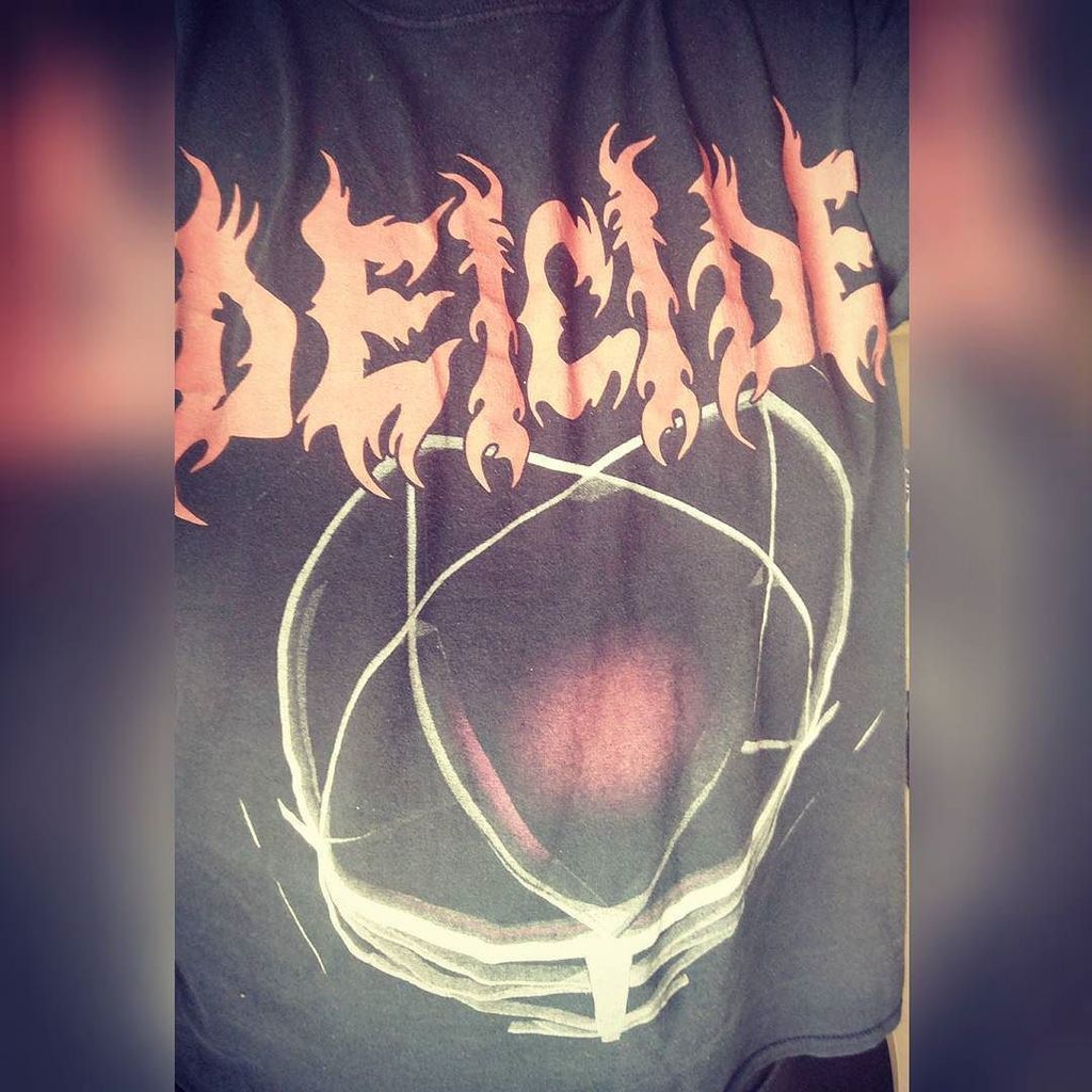 SourceOfSteel's tweet photo. Baggy shirt today, because I am clearly a lunatic of God's creation. #Deicide .
#trifixion #metalshirt #metalmerchโฆ https://t.co/7pcTanqEPK https://t.co/GnfdeWLfxC