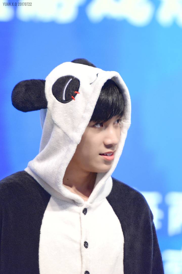 Kookkookkiedata's tweet photo. ขอจับ #PandaLion คนนี้มาเคี้ยวตุ้ยๆ กลืนลงท้องได้ไหม น๊าาาาาาร๊าาาาาาาก 👦🐼 #SingtoPrachaya
 Cr.On pic https://t.co/ljqqIyimFJ