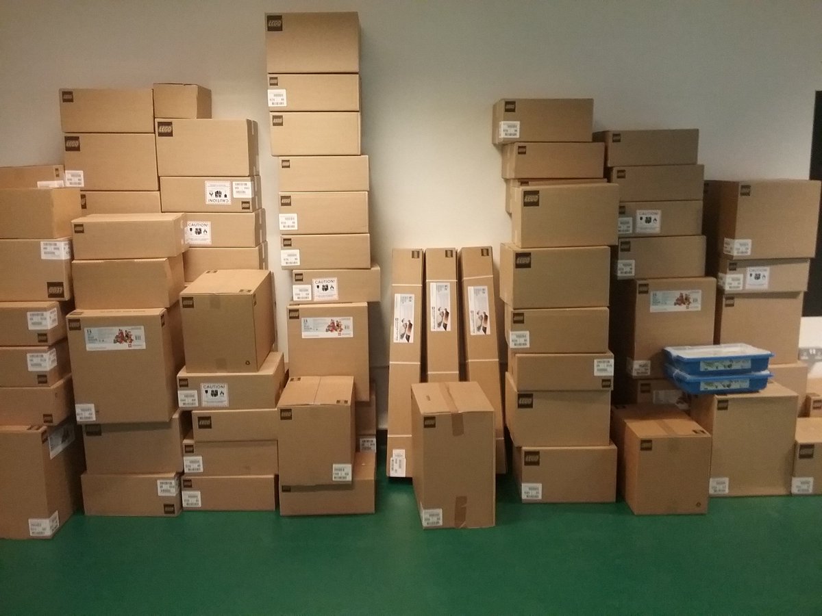 Thinktanks LEGO has made it to the new innovation Studio ready to be opened today and sorted #LEGO