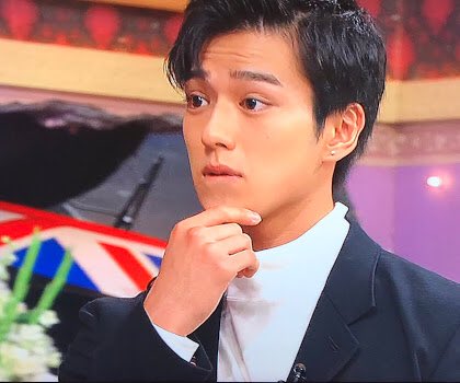 Twitter 上的 Aran しゃべくりの真剣佑の髪型と服装と顔ともう好きすぎたかっこよすぎた ストイックで体づくりちゃんとしてて英語ぺらぺらla生まれは完璧 真剣佑 新田真剣佑 しゃべくり T Co Ktc3ngsgc1 Twitter