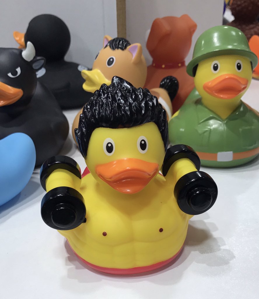 @Erika_7pm 😍Los #duckers siempre unidos. 😂