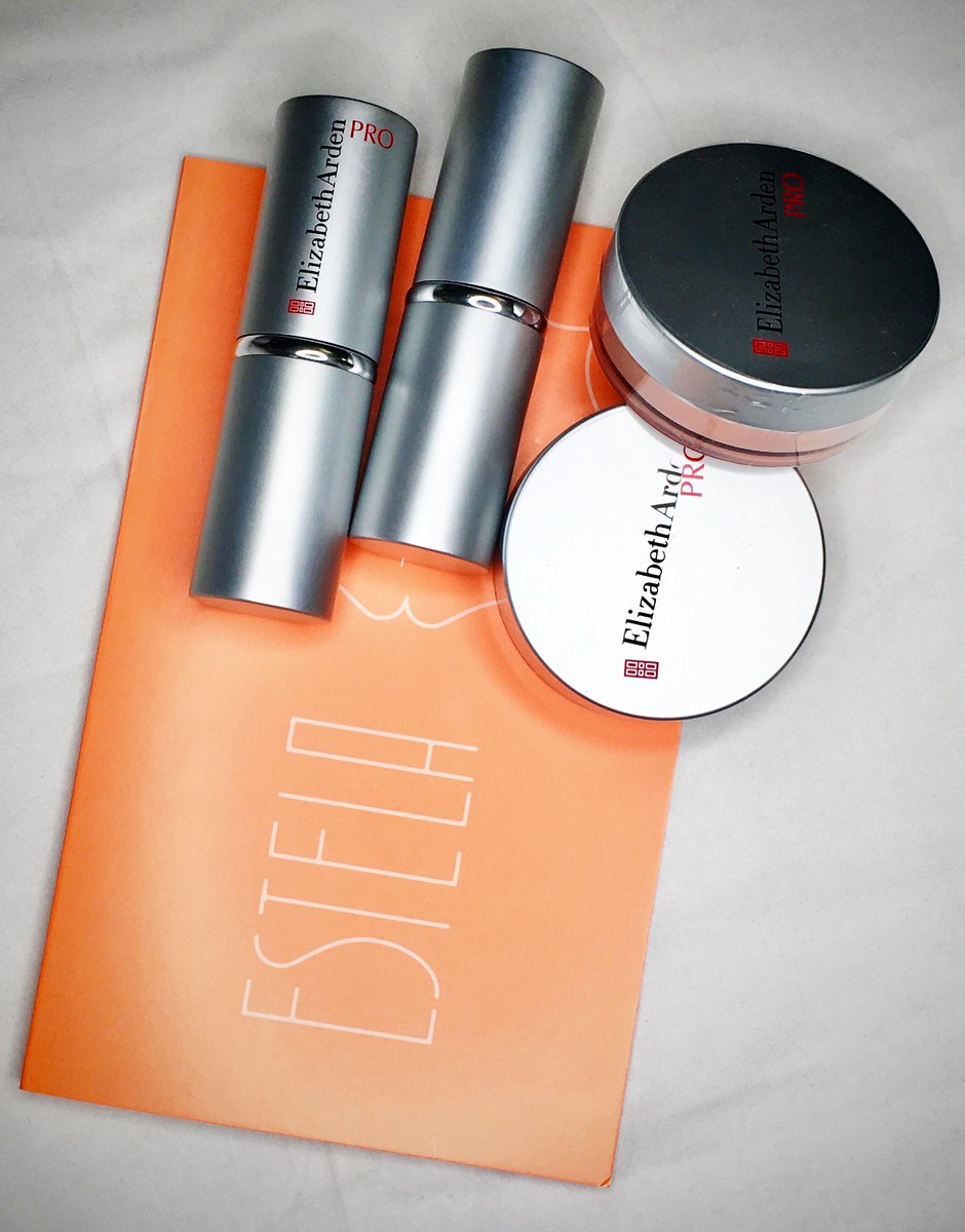 estelabelleza's tweet photo. Perfecting Minerals ofrece tres funciones en este polvo de minerales sueltos
#estelaprescripcióncosmética #elizabethardenpro https://t.co/zcXqNlSZf6