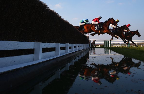 VIPEventButler's tweet photo. Make sure that you get to the #Cheltenhamfestival in March 2018. Its never too early to book call #VIP on 01543 250 239 https://t.co/i19TFktPEd