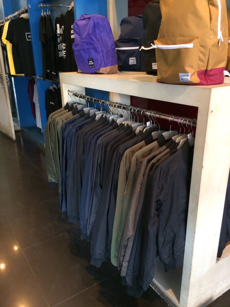 rockhoundstore tweet media