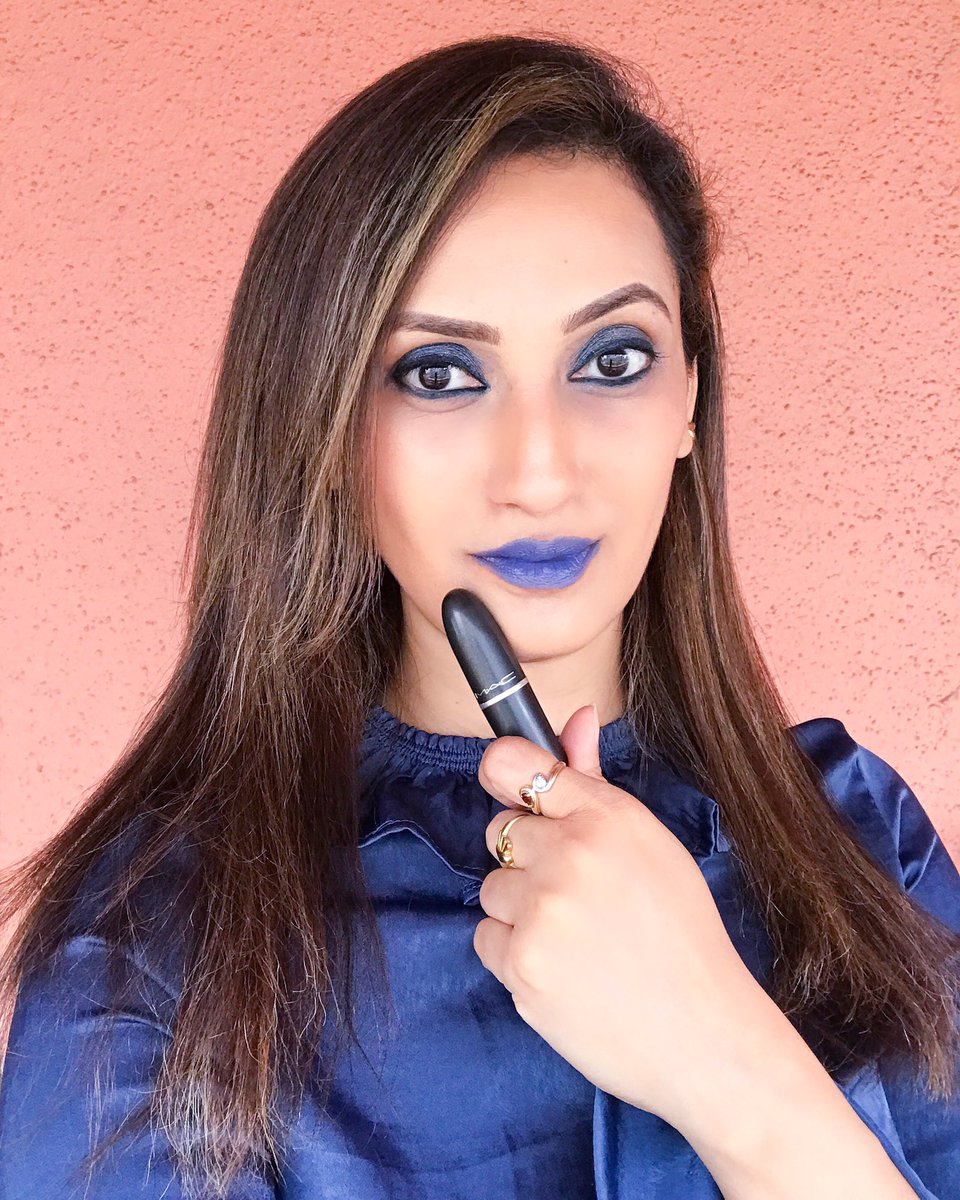 shilpiiz's tweet photo. Be Bold. Be You. Wear BLUE! #TheStyleToast #BeautyBlogger #beautytips #newlipcolor https://t.co/akz0nHzVUj