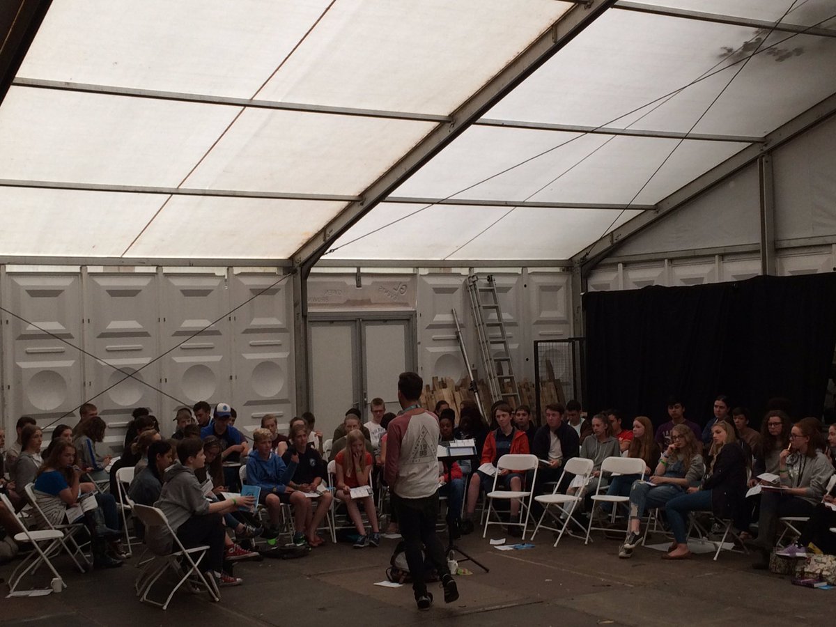 keswickyouth's tweet photo. Golden Graham's leading a seminar on the evidence for the resurrection #captivated https://t.co/C4GN6w2HGD