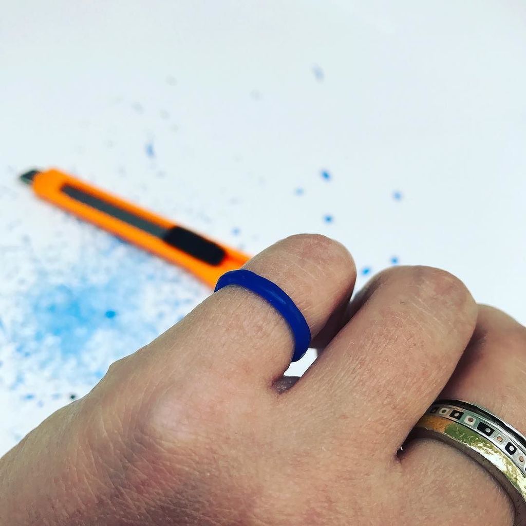 Pinky ring!
.
.
#lostwaxcasting #wax #crafts #silver #silverring #jewellery #maker #craftgotcool #jewellerydesign #newskill …