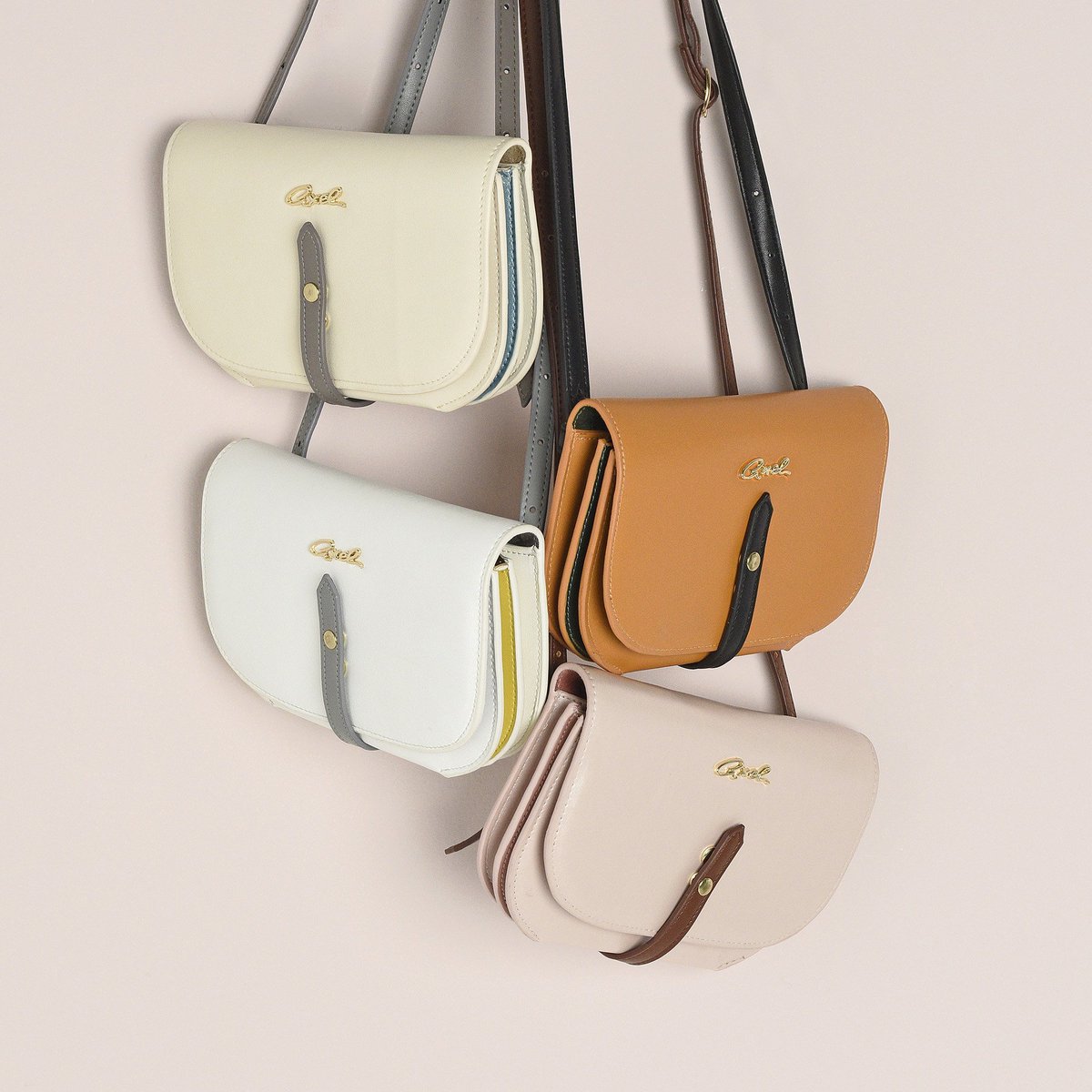 Axel_Accessorie's tweet photo. One bag is never enough! #Axel #AxelSS17 : https://t.co/3XL3UxMBgO https://t.co/PxrYrfOpPi