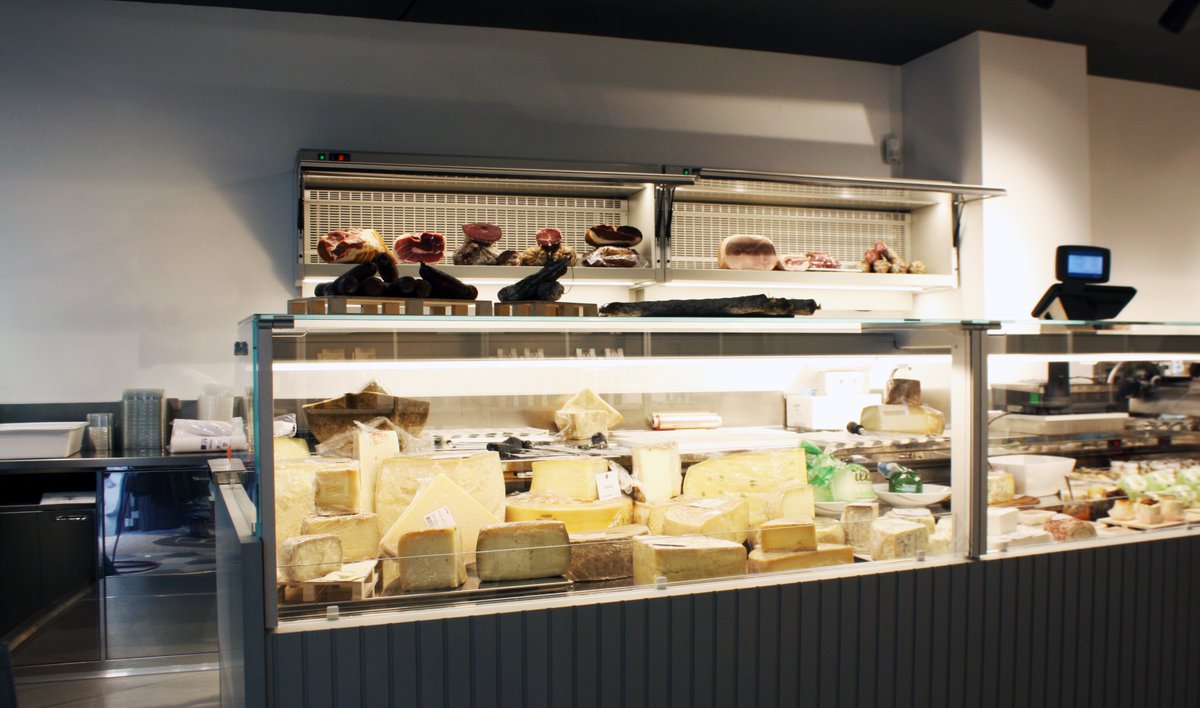 valnovasrl's tweet photo. Che bottega S.r.l.
Via Roma, 2/3 - 24039 Treviglio
Realizzazione su misura di Valnova S.r.l in collaborazione con Arch. Gerosa Paolo. https://t.co/Mw6BAdKhdr