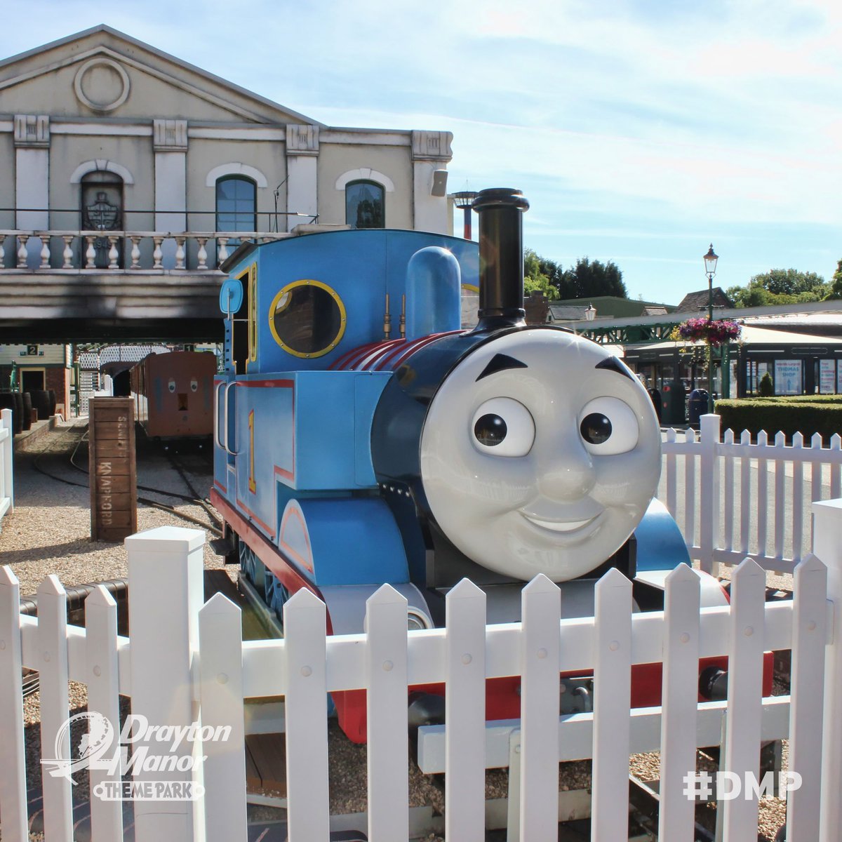 DraytonManor's tweet photo. #Competition time! For your chance to WIN the ultimate Thomas &amp; Friends Stay &amp; Play, LIKE &amp; RT https://t.co/JG0tyujtgl https://t.co/AjnrxIJjyo