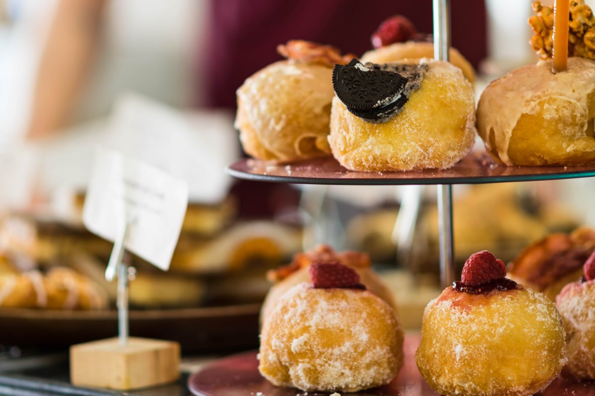 seaside_days's tweet photo. Head to @cliffsmargate for a juicy #doughnut and a #coffee. Find out more at https://t.co/hpNJV6MHFk #cliftonville #margate #thanet https://t.co/lOVDvCJW01
