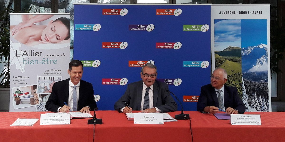 Auvergne-Rhône-Alpes tweet media