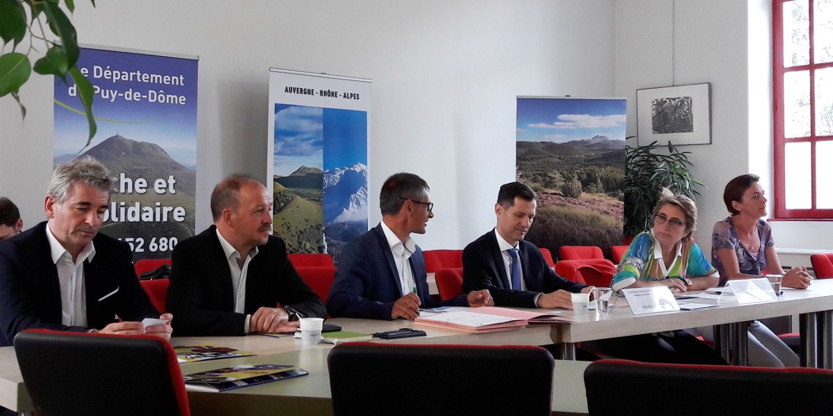 Auvergne-Rhône-Alpes tweet media