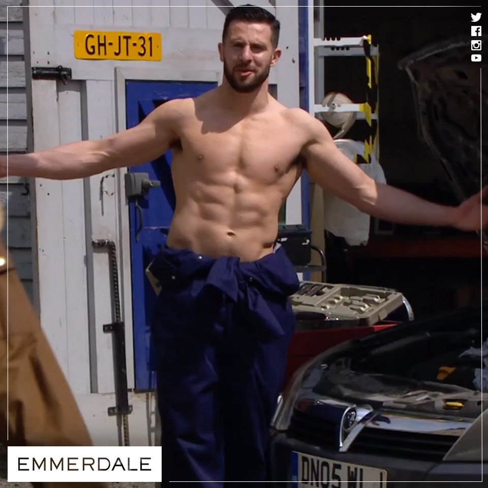 emmerdale's tweet photo. #TuesdayTreat! Who needs a hug? 😍😍😍 #SoapStud #Emmerdale https://t.co/6jZG3RRZBZ