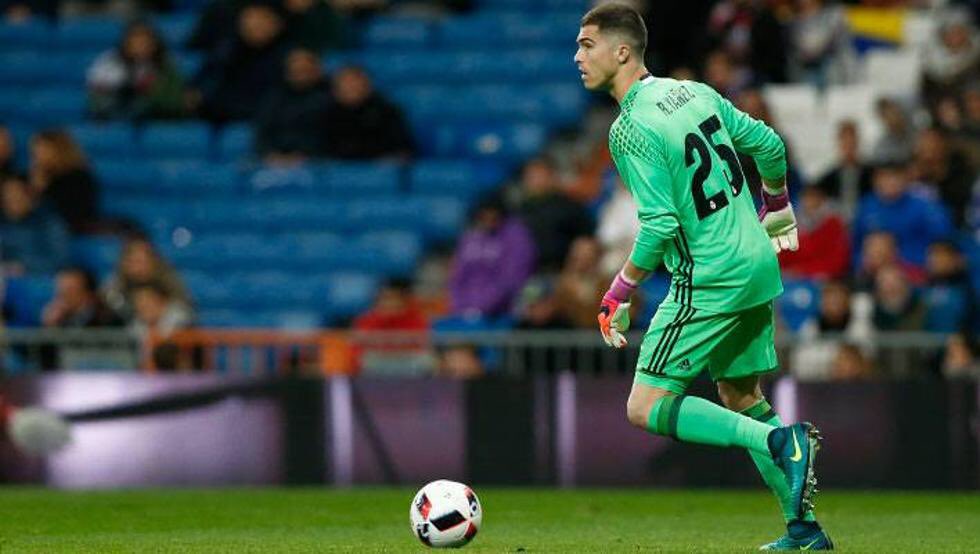 Sp_Getafe's tweet photo. Rubén Yáñez abandonará el Real Madrid en las próximas horas para convertirse en jugador del #Getafe. [@edupidal] https://t.co/88IaTN0rjO