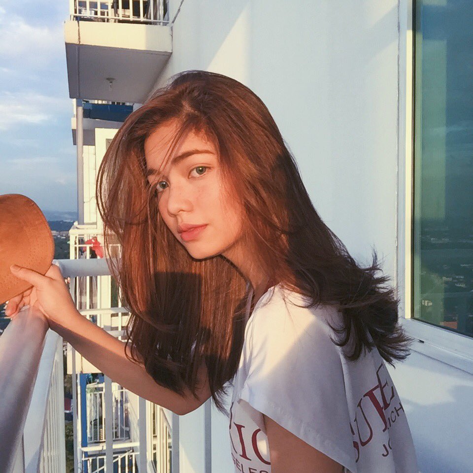Imjanedeleon's tweet photo. Come with me https://t.co/hcQtFbFPJz