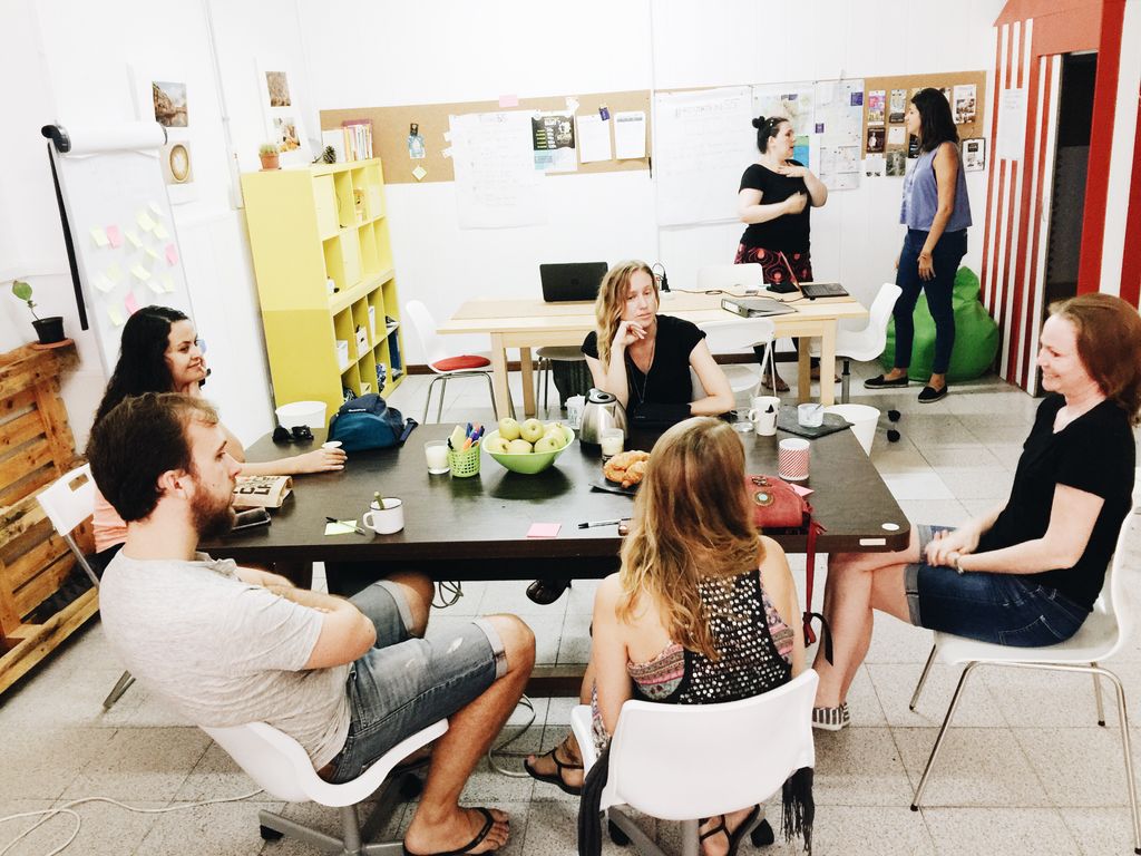 ReStationCo's tweet photo. Great breakfast club session this morning! Join us for a chat on #Entrepreneurship and #networking at #coliving #restation.
#GranCanaria https://t.co/uPs9LlmUCc