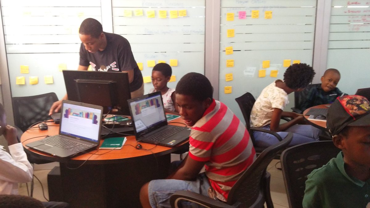 Foundation_DO's tweet photo. The DreamOval Junior Academy started last Saturday.It's not too late,  register your ward today.
#aceRs #DOFoundation #letscode #innovation https://t.co/zeWBV7FWRA