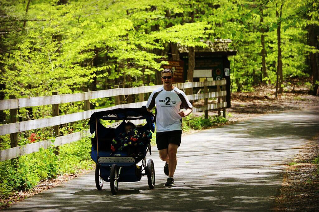 TRAIL2TRAIL's tweet photo. #training #trailrunning #outdoorlife #run #runningstrong #strollerworkout #railtrail https://t.co/PTUZqljdYA