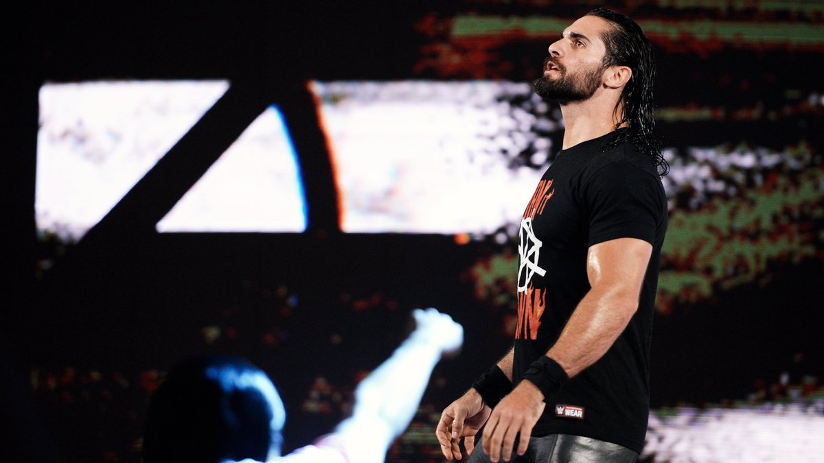 wrestlingphoto's tweet photo. 📷  |  @WWERollins

#RAW https://t.co/ntPrQ3gRra