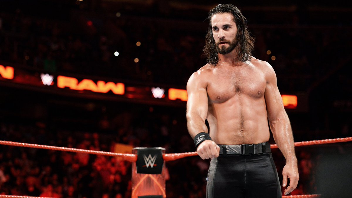 wrestlingphoto's tweet photo. 📷  |  @WWERollins

#RAW https://t.co/QM39QOcwvS