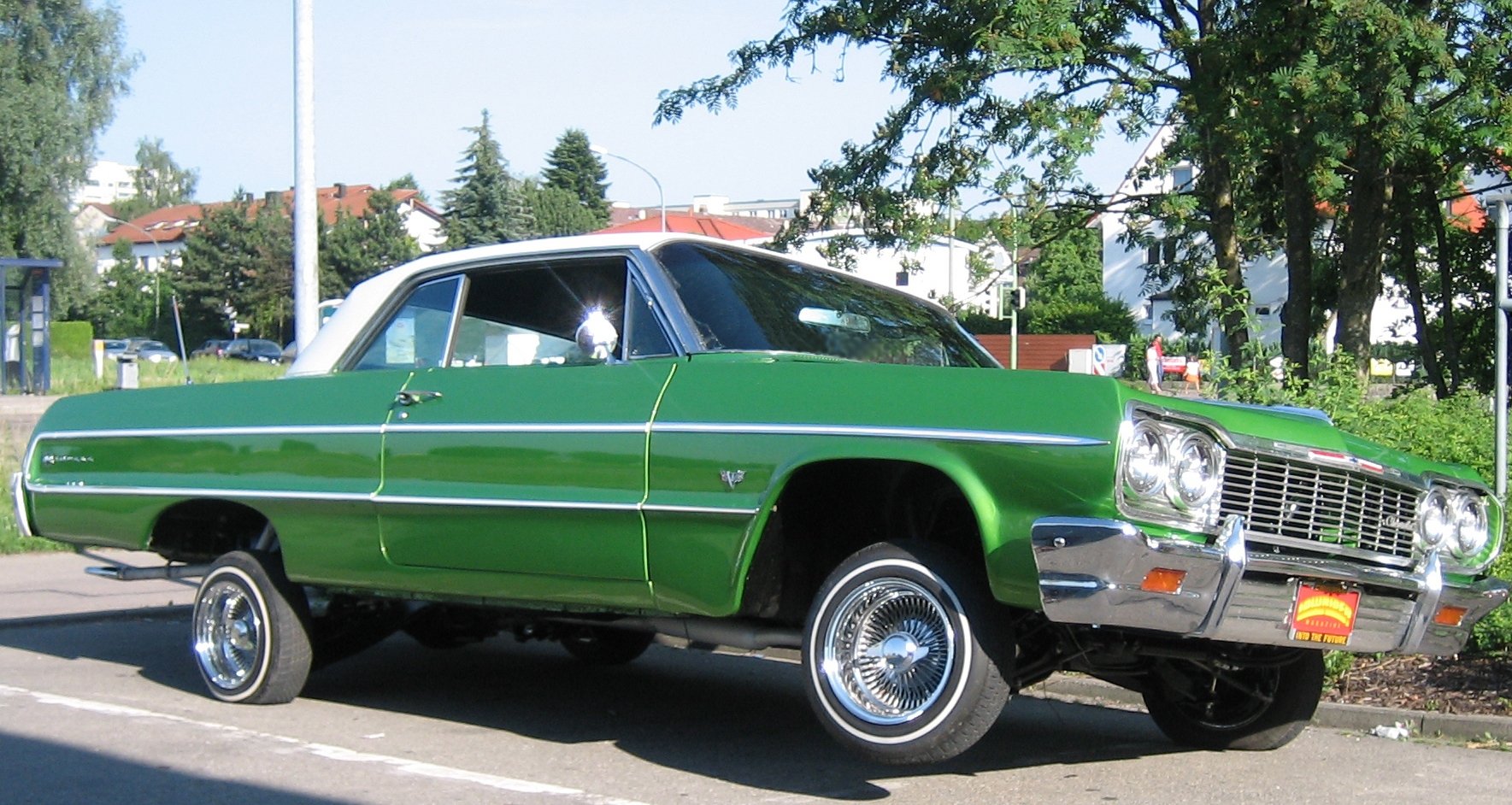 lsaac Haze on X: "cruisin' down the streets in my (I wish it was mine) 64  #Chevrolet #Impala #Lowrider (RIP Eazy-E) https://t.co/cyul4PkPA4" / X