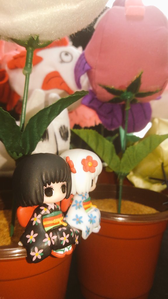 haniwa41's tweet photo. 実際？！にはありえない金魚草乱れ咲き～(>_<)夢の共演(笑)
#鬼徹手芸部 
#鬼徹 https://t.co/qNg0Ye6ijK