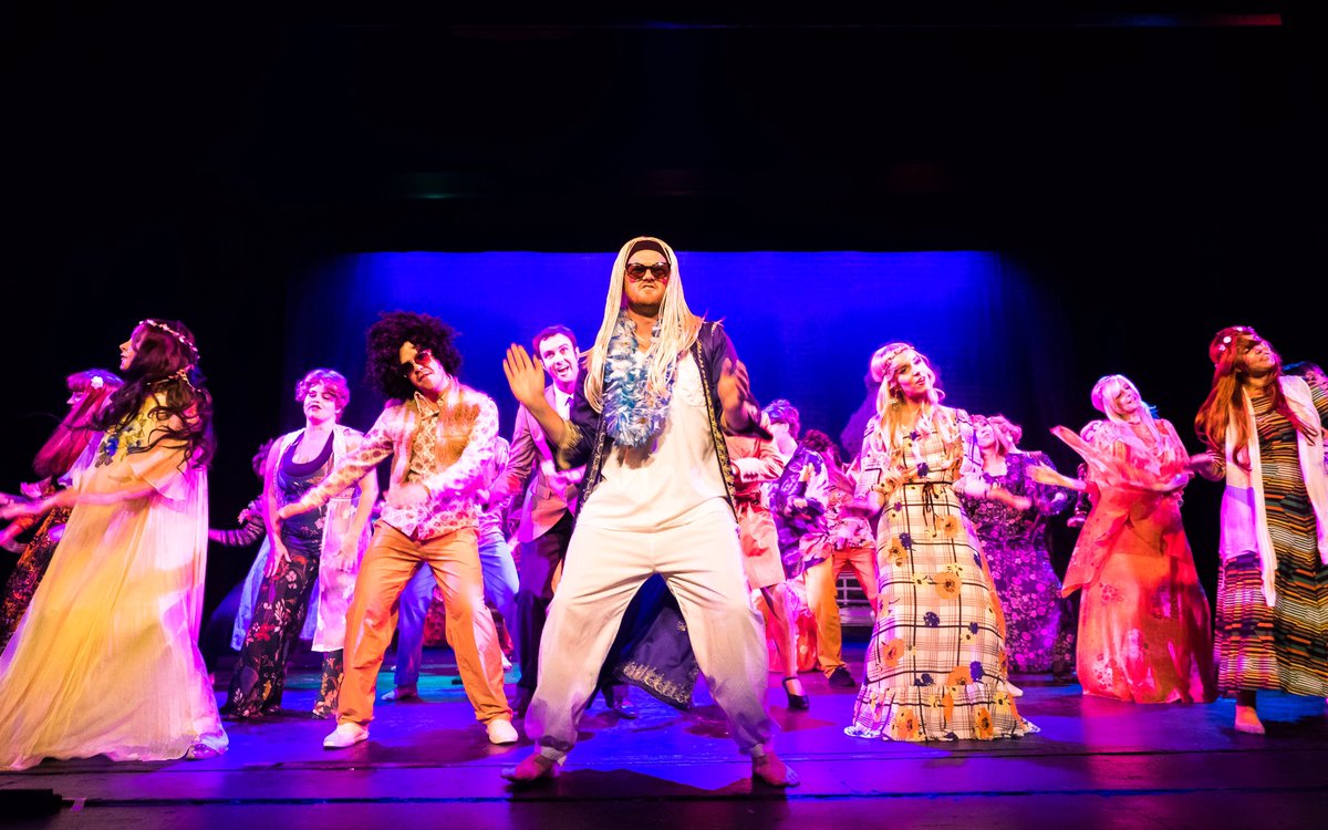 TheRattonians's tweet photo. We'll see you all at the #FandangoBallroom tonight!  #SweetCharity @EBTheatres #DevonshireParkTheatre #theatre #eastbourne #rattonians https://t.co/qd4hMVxHuw