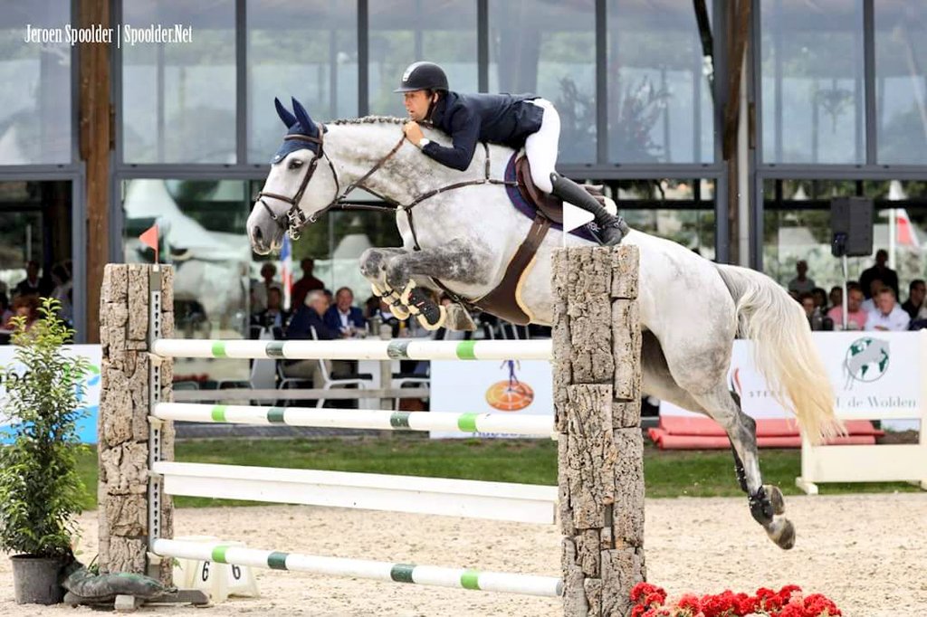 <a href="/maikelvdvleuten/">Maikel vd Vleuten</a> 🇳🇱 &amp; Dana Blue 🏆 €25,008 Gemeente de Wolden GP last Sunday <a href="/CHDeWolden/">CH De Wolden</a> CSI 2* in 🇳🇱. 
Pic: © Jeroen Spoolder
#jumpernews