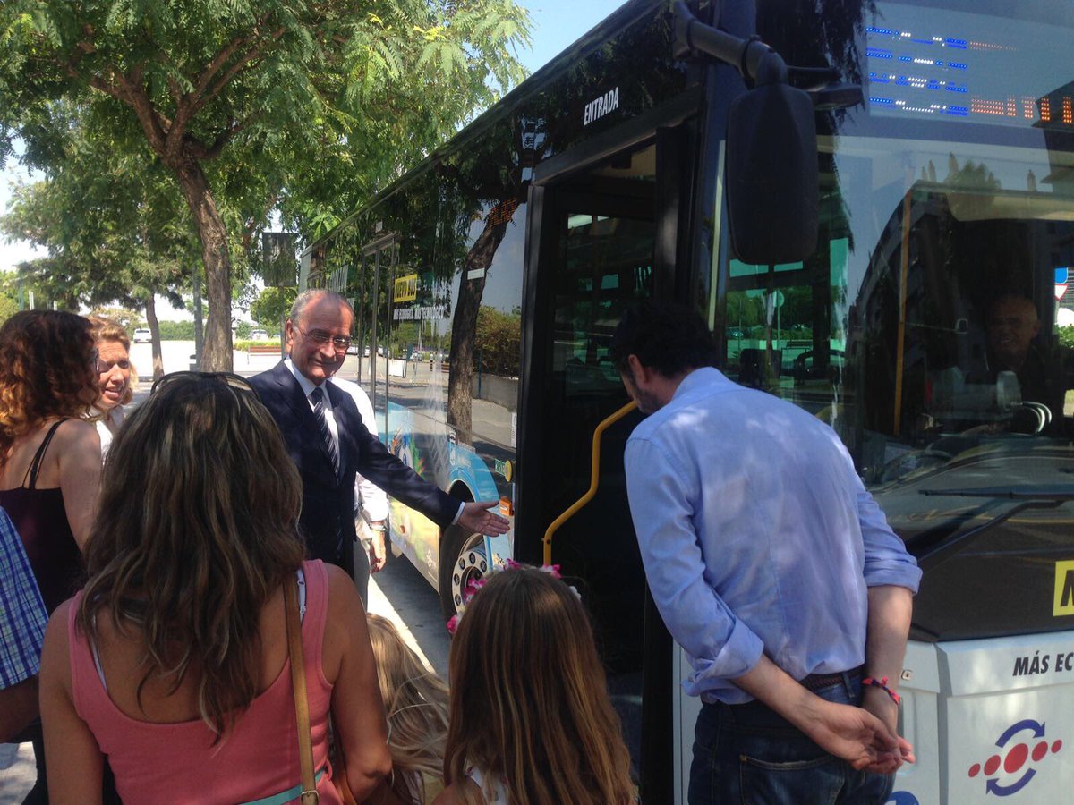 ParqueLitoral's tweet photo. Hoy presentación de la ampliación L-16. Nueva cabecera en Colegio Clara Campoamor. https://t.co/0VACj9NikS