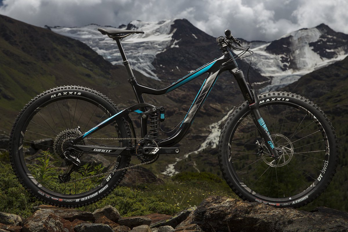 Giant hat seinem Enduro-Bike Reign für 2018 eine neue Hinterbau-Federung und eine moderne Geometrie verpasst. bit.ly/2tWNRi9