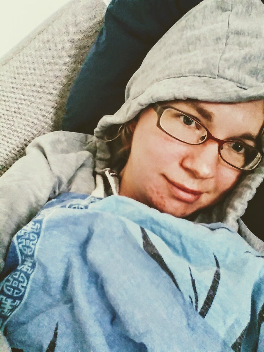 sketchnotesara's tweet photo. I did manage till shortly before lunch btw. #almosthero and spent the afternoon under my selfmade weighted blanket. #autistic https://t.co/6UNT6ogmxX