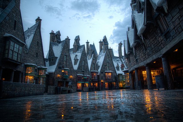 Hogwarts_Existe's tweet photo. #SempreQuisTer dinheiro pra poder ir pro Parque do Harry Potter https://t.co/ikXhK8yXd0