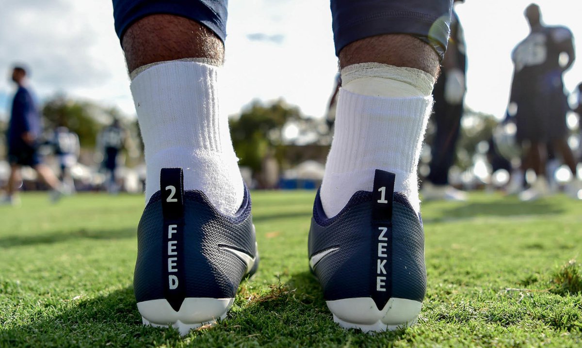dallascowboys's tweet image. #FeedZeke