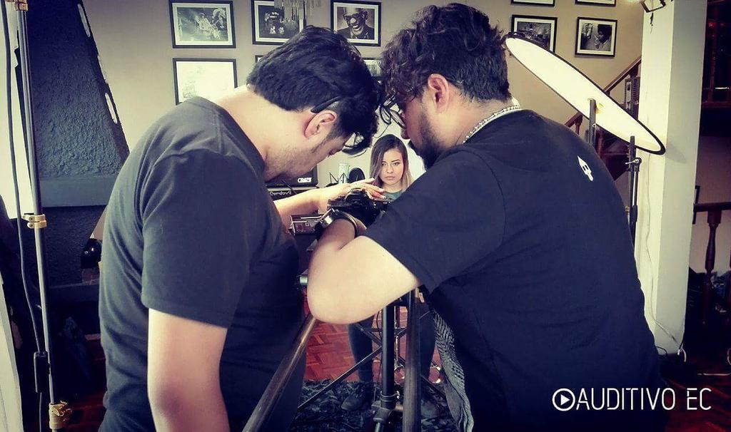AuditivoEc's tweet photo. Falta poco para nuestra tercera entrega junto a #MustafaMunk  próximamente!!!
@felrobfilms @SonoEstudio https://t.co/8XMzI4zsdu