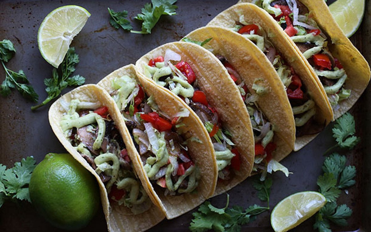 EatLearnConnect's tweet photo. Extend Meatless Monday one more day with these Taco Tuesday recipes - you'll be eating more veggies in no time! https://t.co/PtP0GkEH0h https://t.co/upWVbsvjNG